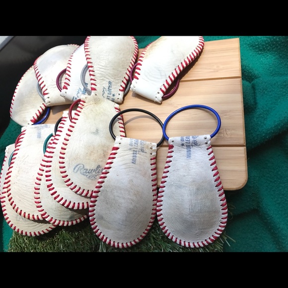 2 Official MLB /MiLB  Leather Baseball Keychain - Picture 2 of 8